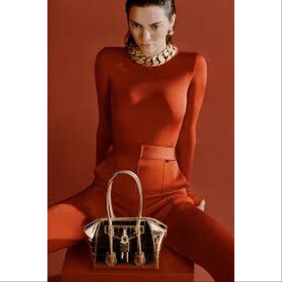 🍊🍑🔥 - Picture 6 of 6